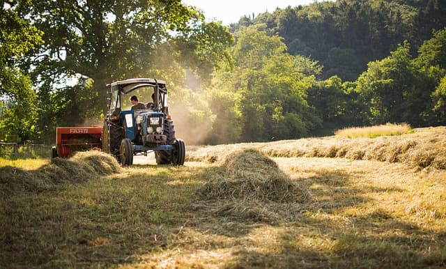 tractor